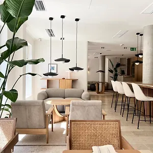 Hotel Adelante Boutique